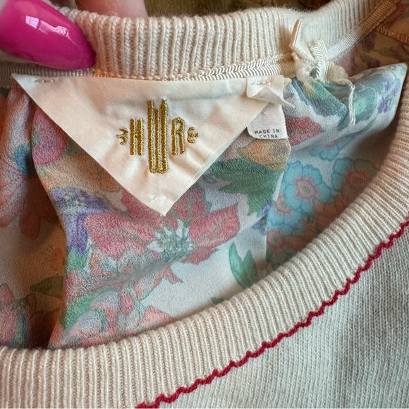 Anthropologie Cream and flower pattern sweater.  NWOT.  Size M. - Picture 7 of 7